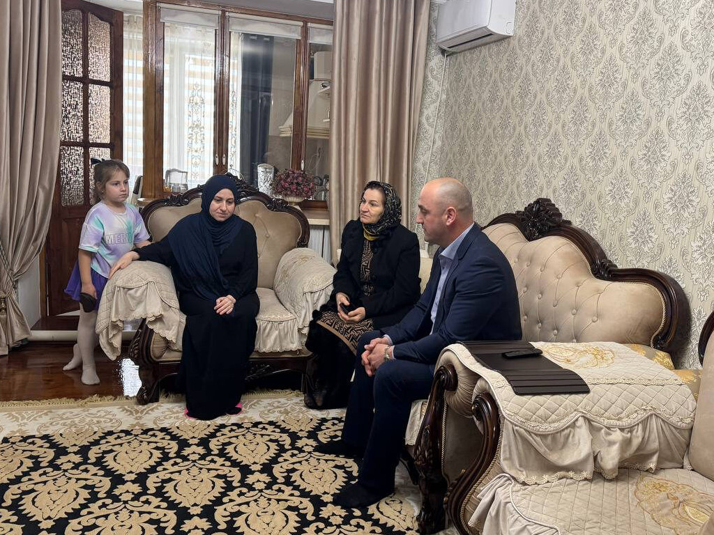 Посещение семей  маломобильных категорий, приуроченное к Международному дню инвалидов